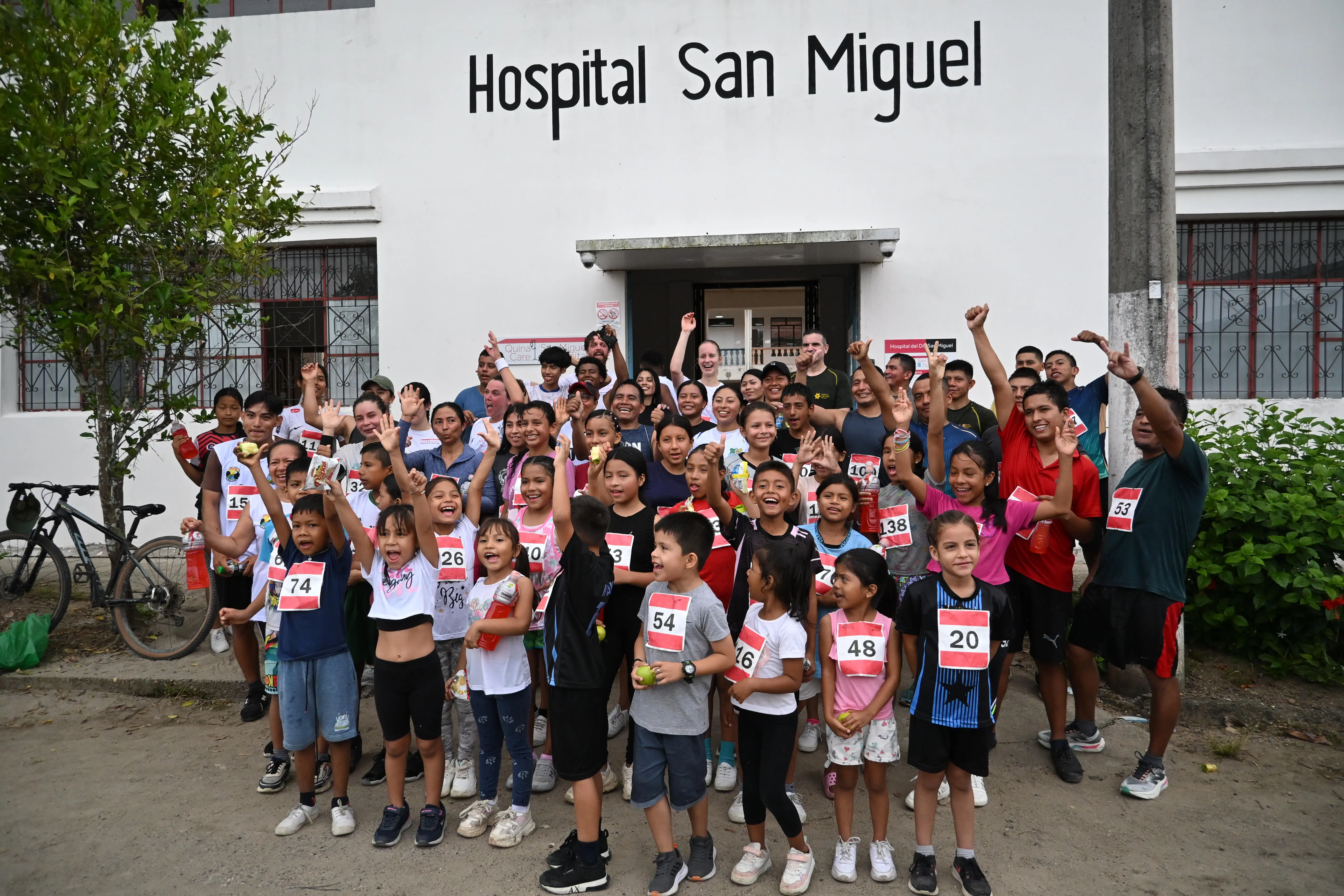 Corredores en la Carrera de Putumayo 2025